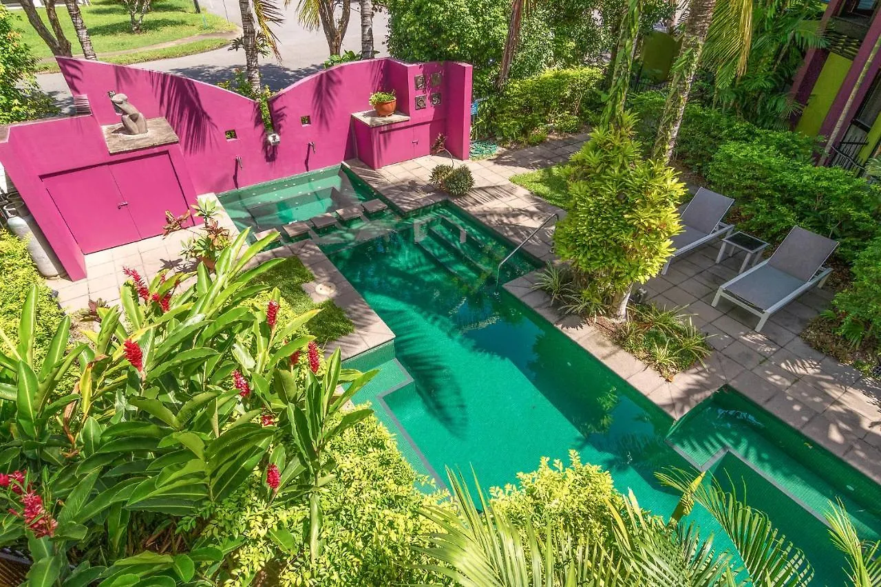 Dreamcatcher Beach-Side Apartments Port Douglas Aparthotel
