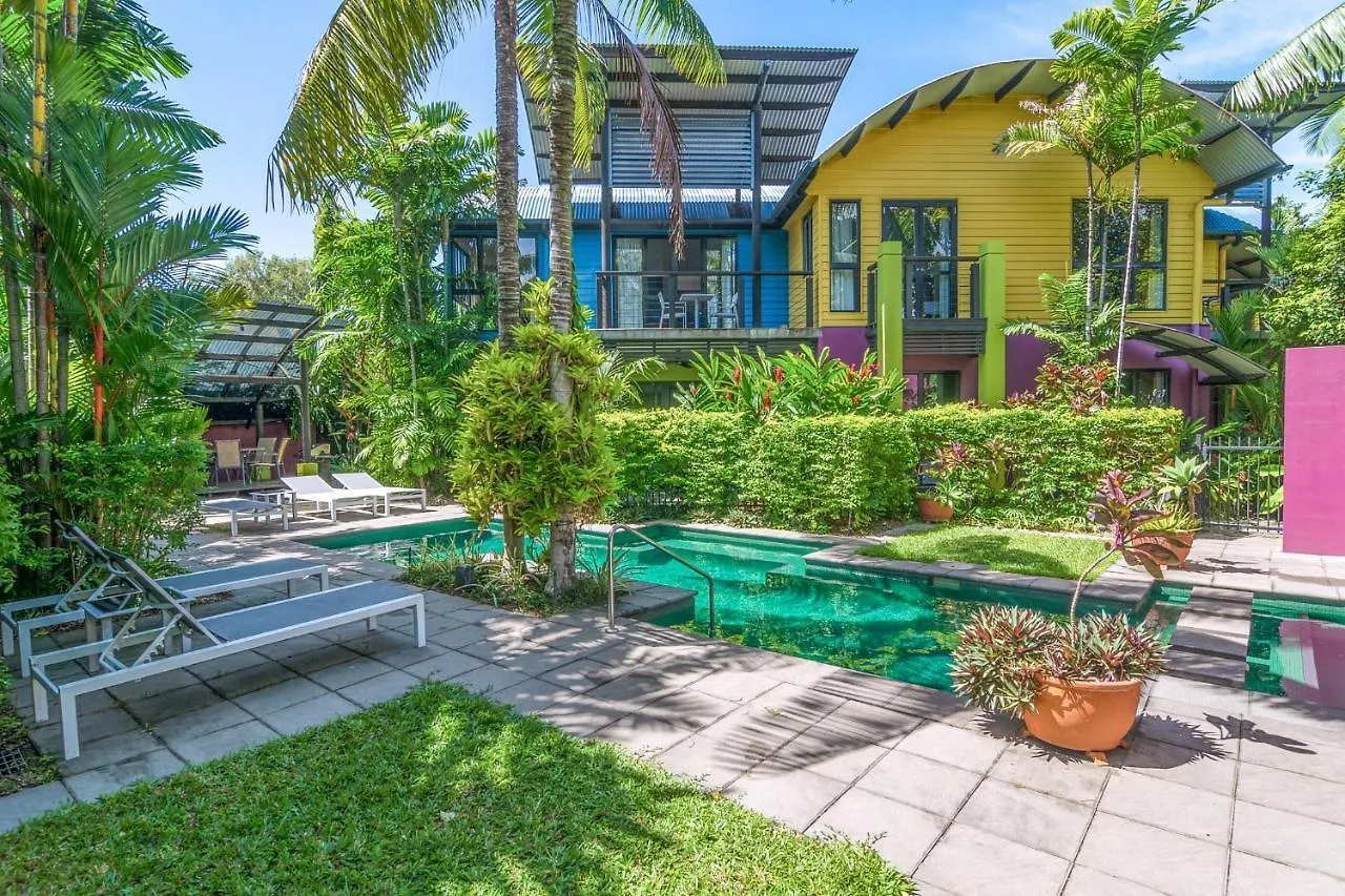 Dreamcatcher Beach-Side Apartments Port Douglas Aparthotel