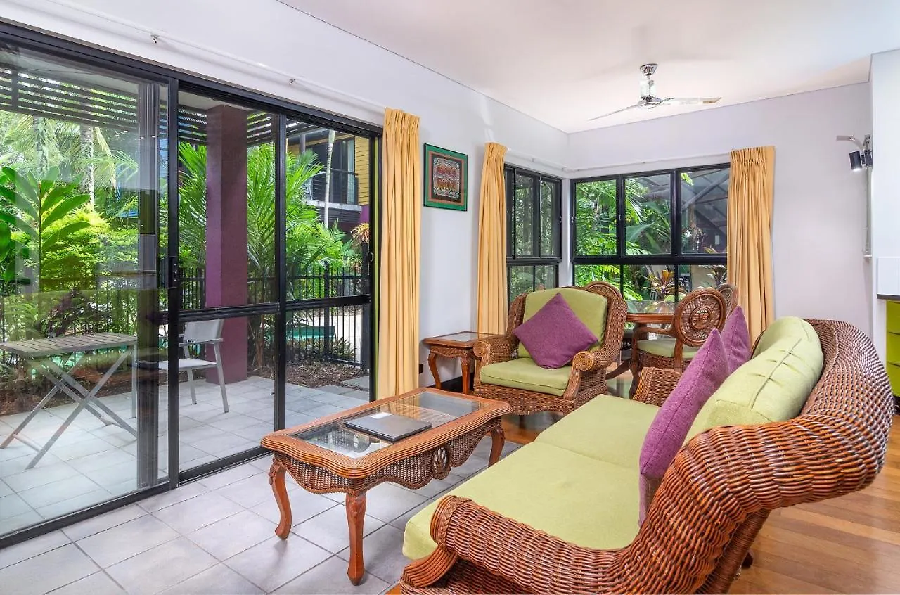 Dreamcatcher Beach-Side Apartments Port Douglas 4*,  Australia