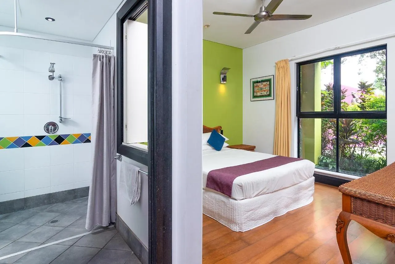Dreamcatcher Beach-Side Apartments Port Douglas