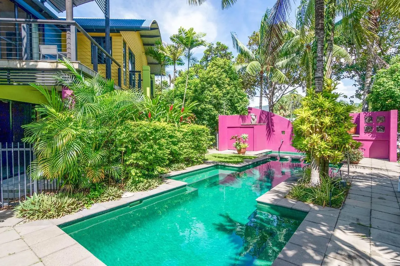 **** Aparthotel Dreamcatcher Beach-Side Apartments Port Douglas Australia