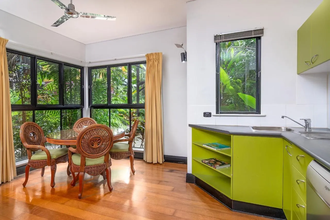 Dreamcatcher Beach-Side Apartments Port Douglas 4*,  Australia
