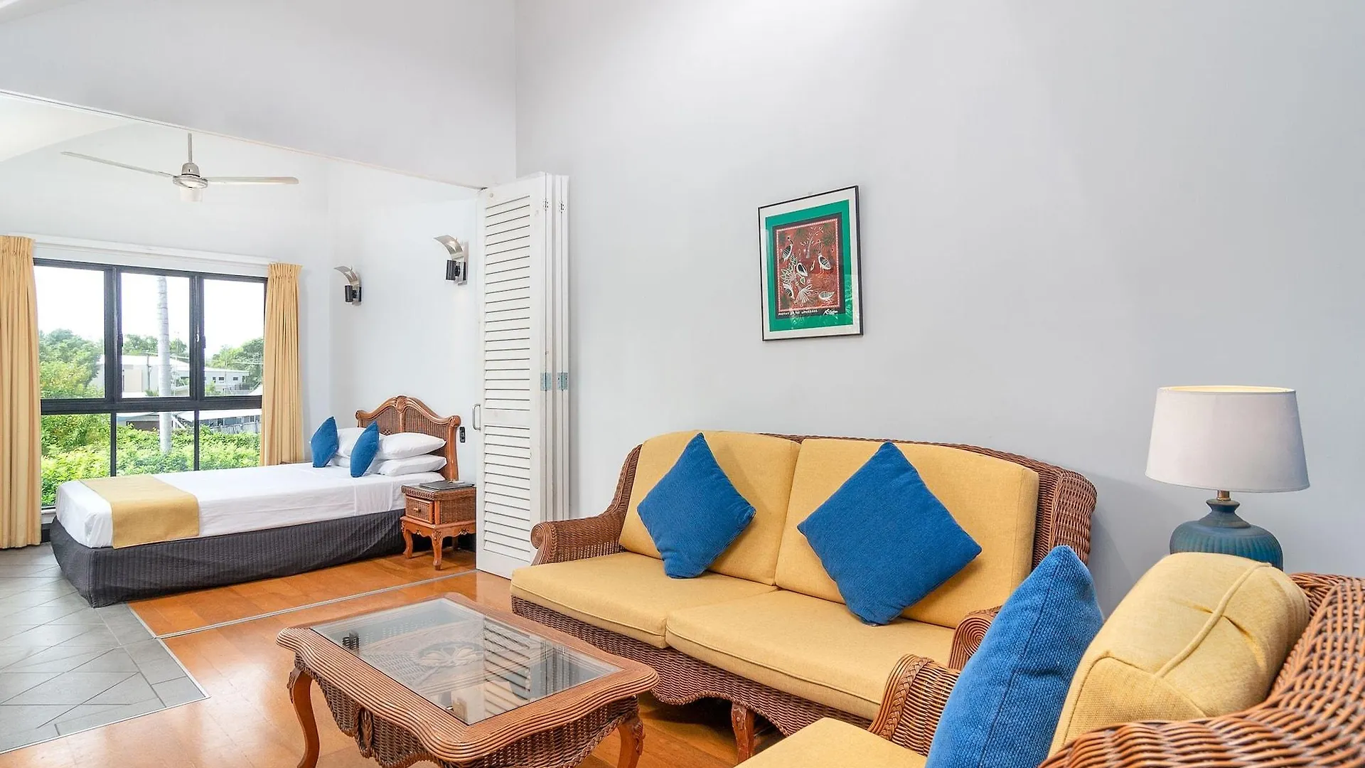 Dreamcatcher Beach-Side Apartments Port Douglas