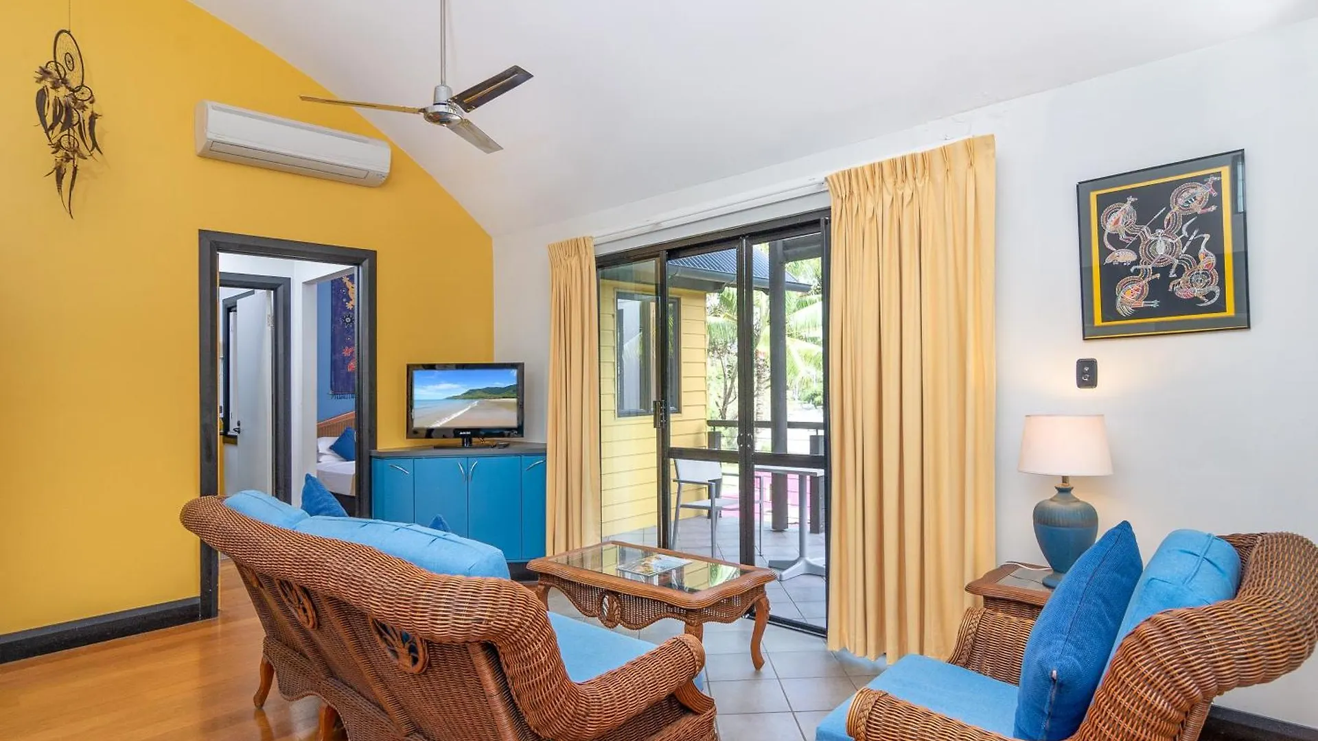 Aparthotel Dreamcatcher Beach-Side Apartments Port Douglas