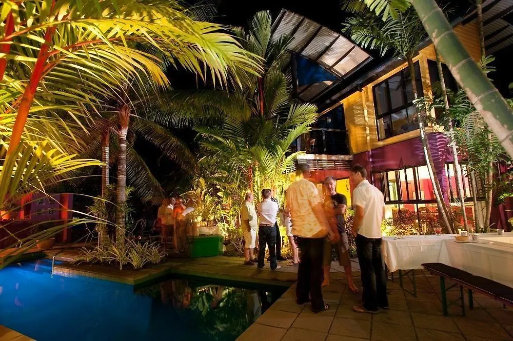Dreamcatcher Beach-Side Apartments Port Douglas Australia